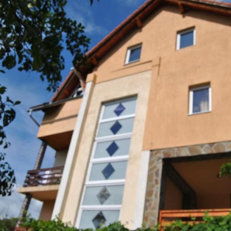 דירות סובאטה Casa Kelemen מראה חיצוני תמונה